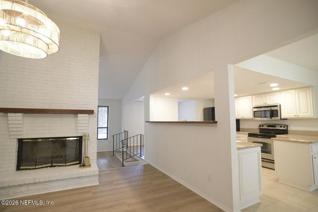 139 TARRASA Drive, Jacksonville, FL 32225