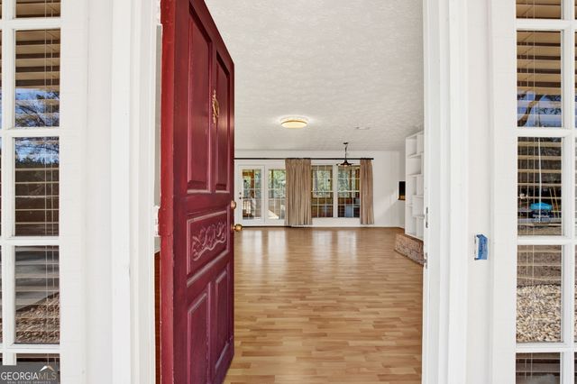 39 Ogeechee Drive, Richmond Hill, GA 31324