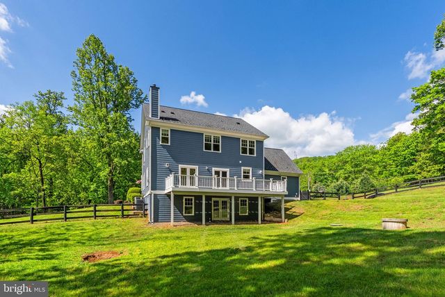 2075 MOUNTAIN RD, Haymarket, VA 20169