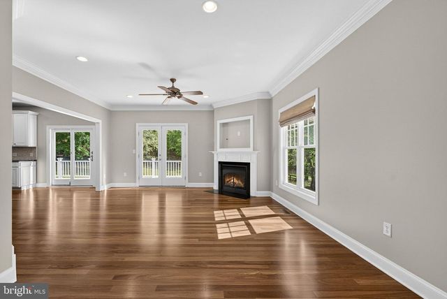 2075 MOUNTAIN RD, Haymarket, VA 20169