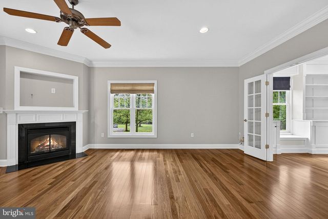 2075 MOUNTAIN RD, Haymarket, VA 20169