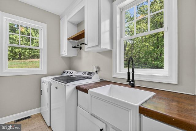 2075 MOUNTAIN RD, Haymarket, VA 20169