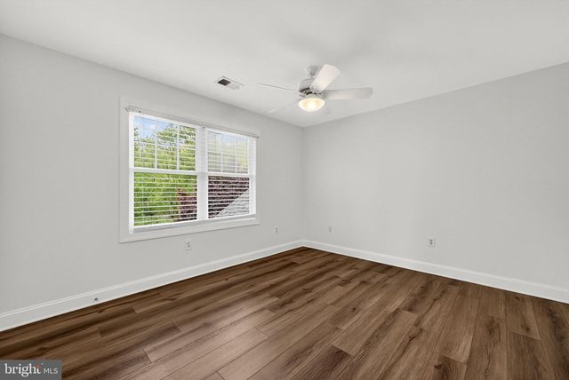 2075 MOUNTAIN RD, Haymarket, VA 20169