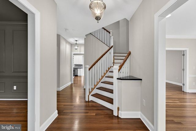 2075 MOUNTAIN RD, Haymarket, VA 20169