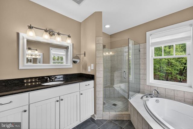 2075 MOUNTAIN RD, Haymarket, VA 20169