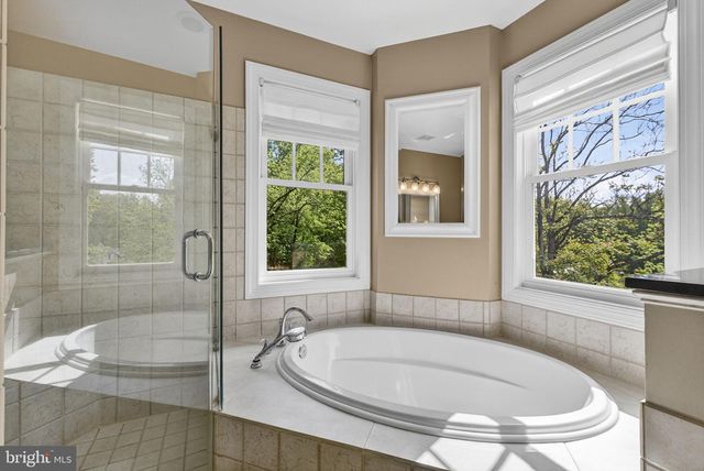 2075 MOUNTAIN RD, Haymarket, VA 20169