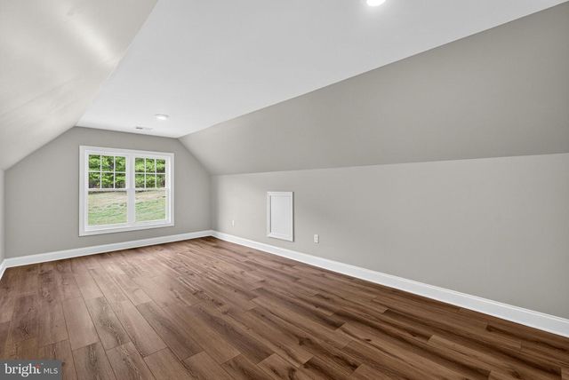 2075 MOUNTAIN RD, Haymarket, VA 20169