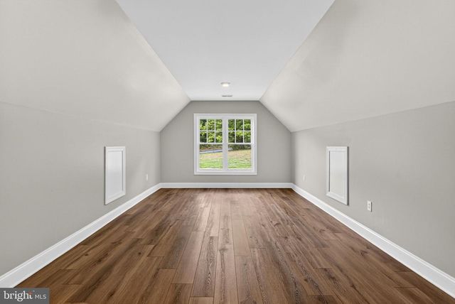 2075 MOUNTAIN RD, Haymarket, VA 20169