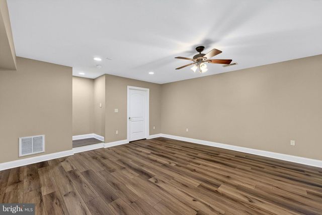 2075 MOUNTAIN RD, Haymarket, VA 20169