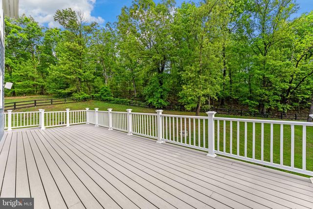 2075 MOUNTAIN RD, Haymarket, VA 20169