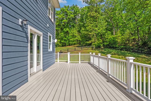 2075 MOUNTAIN RD, Haymarket, VA 20169