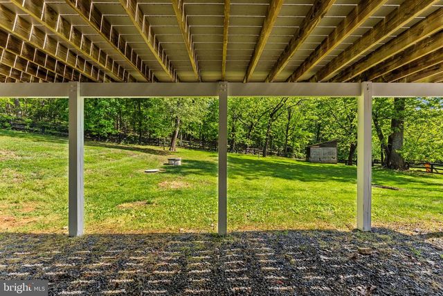 2075 MOUNTAIN RD, Haymarket, VA 20169