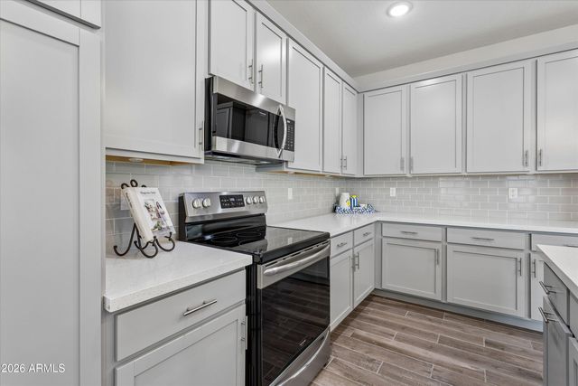 155 N LAKEVIEW Boulevard 258, Chandler, AZ 85225