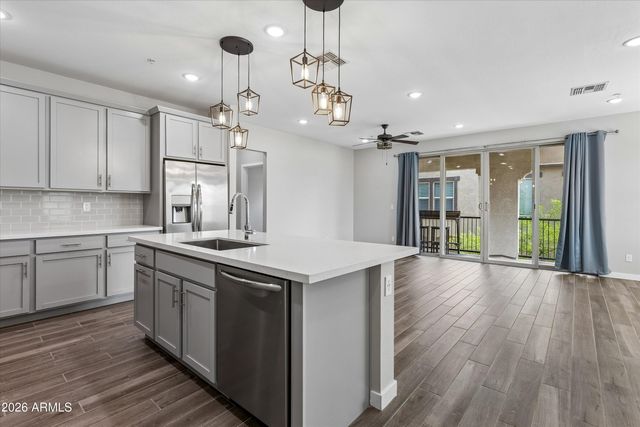 155 N LAKEVIEW Boulevard 258, Chandler, AZ 85225