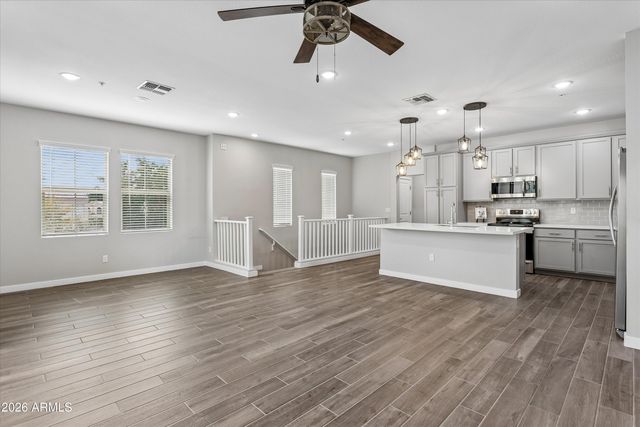 155 N LAKEVIEW Boulevard 258, Chandler, AZ 85225