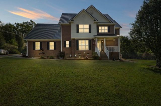 1109 Stonehenge Ct, Columbia, TN 38401