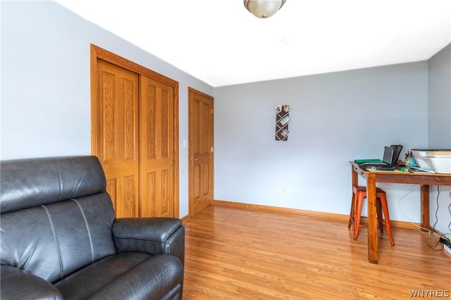 34 Brentwood Drive, North Tonawanda, NY 14120