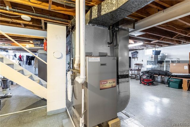 34 Brentwood Drive, North Tonawanda, NY 14120