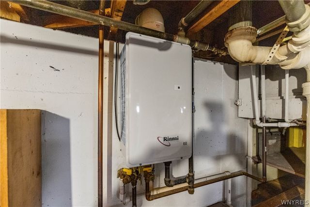 34 Brentwood Drive, North Tonawanda, NY 14120