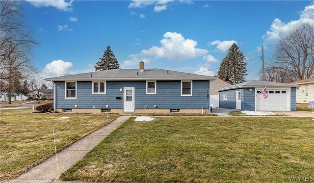 34 Brentwood Drive, North Tonawanda, NY 14120