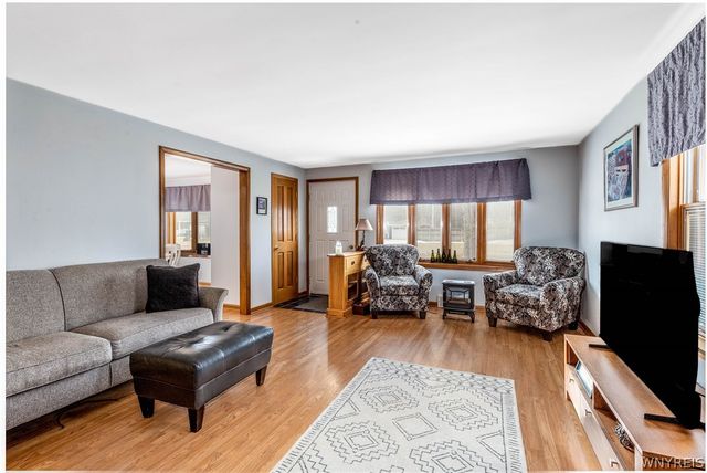 34 Brentwood Drive, North Tonawanda, NY 14120