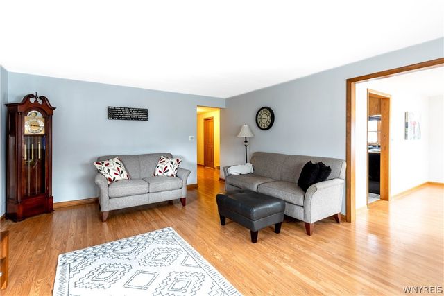 34 Brentwood Drive, North Tonawanda, NY 14120