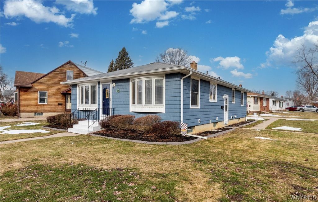 34 Brentwood Drive, North Tonawanda, NY 14120