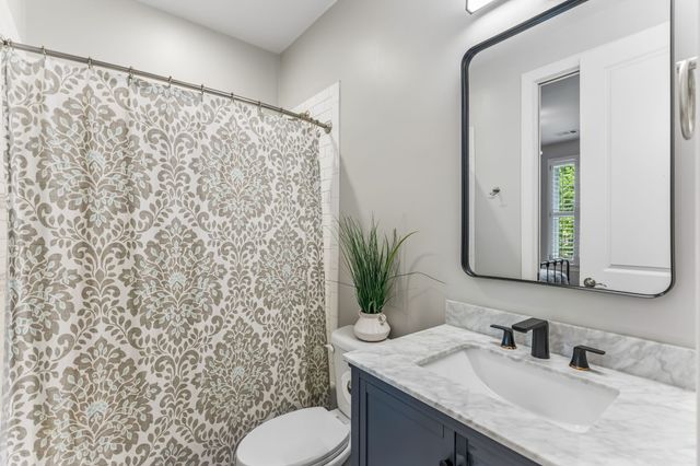 624 Lockwood Ln, Franklin, TN 37064