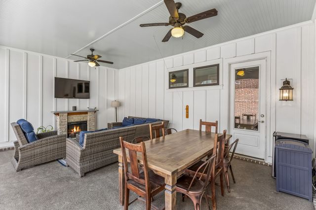 624 Lockwood Ln, Franklin, TN 37064