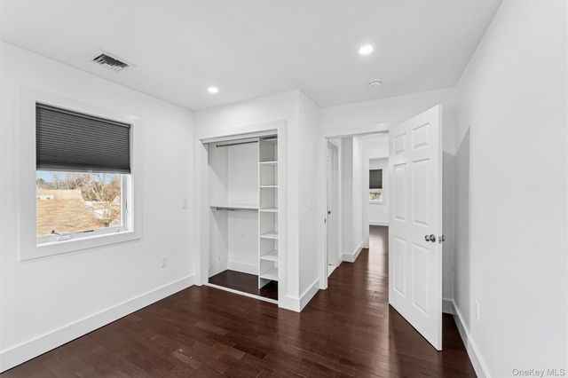 1064 Mora Place, Woodmere, NY 11598