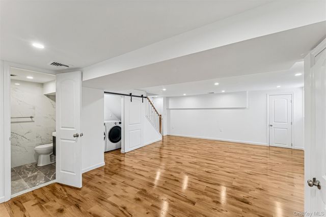 1064 Mora Place, Woodmere, NY 11598