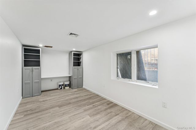 1064 Mora Place, Woodmere, NY 11598