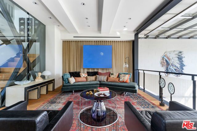 2124 Narcissus Court, Venice (los Angeles), CA 90291