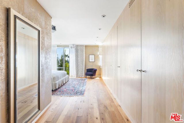 2124 Narcissus Court, Venice (los Angeles), CA 90291