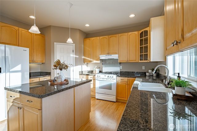 167 Cambridge Drive, Lynden, WA 98264