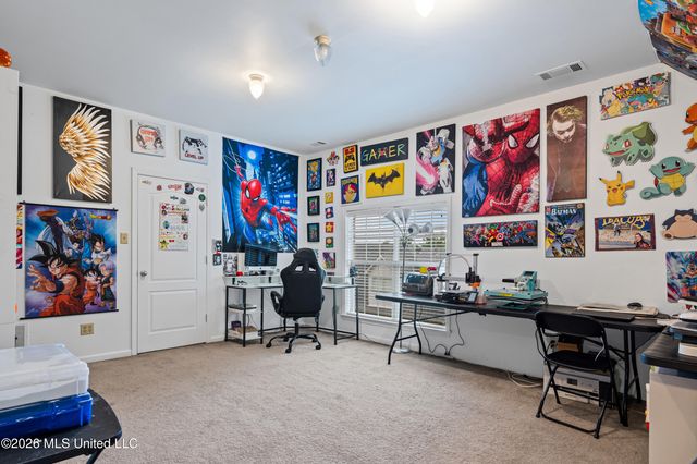 10120 N Cypress Lake Drive, Olive Branch, MS 38654