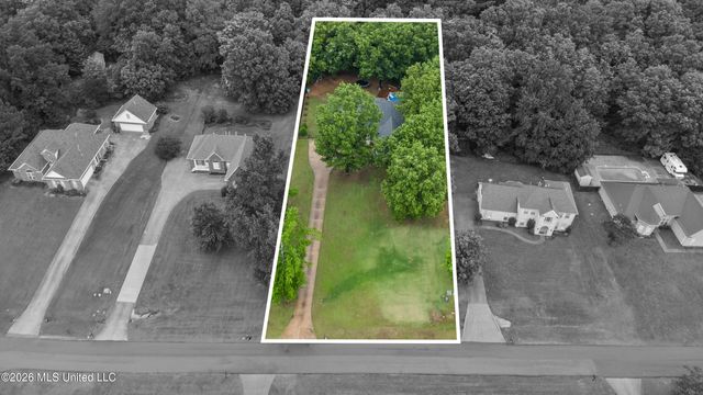 10120 N Cypress Lake Drive, Olive Branch, MS 38654