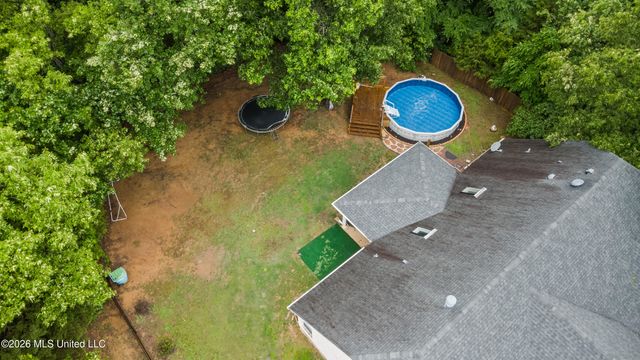 10120 N Cypress Lake Drive, Olive Branch, MS 38654
