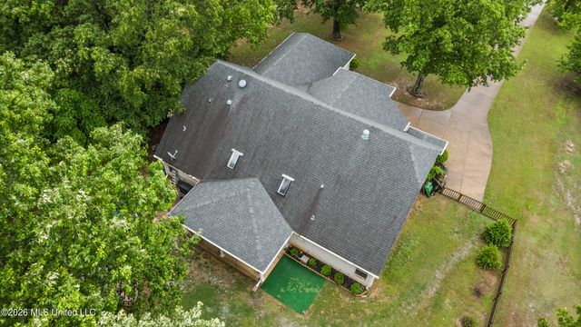 10120 N Cypress Lake Drive, Olive Branch, MS 38654