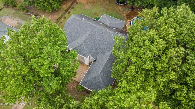 10120 N Cypress Lake Drive, Olive Branch, MS 38654