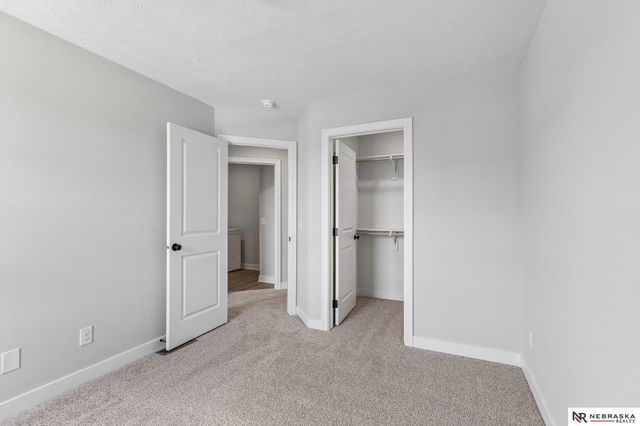 11422 N 160 Court, Bennington, NE 68007