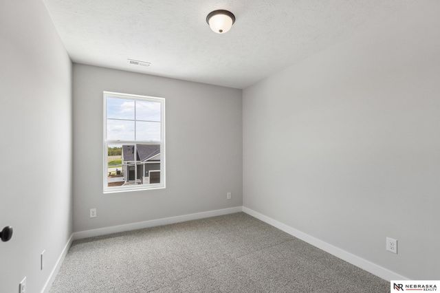 11422 N 160 Court, Bennington, NE 68007