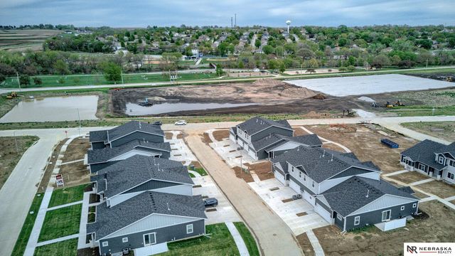 11422 N 160 Court, Bennington, NE 68007