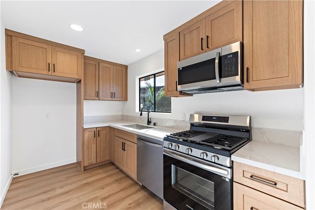 5036 Echo Street 408, Los Angeles, CA 90042