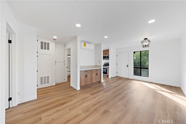 5036 Echo Street 408, Los Angeles, CA 90042