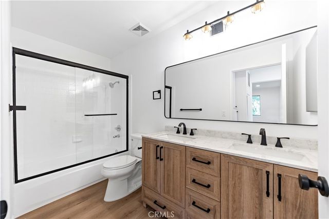 5036 Echo Street 408, Los Angeles, CA 90042