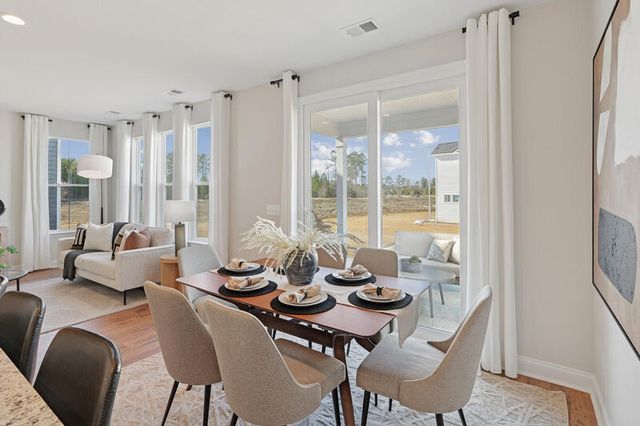 435 Queenview Lane, Charleston, SC 29414