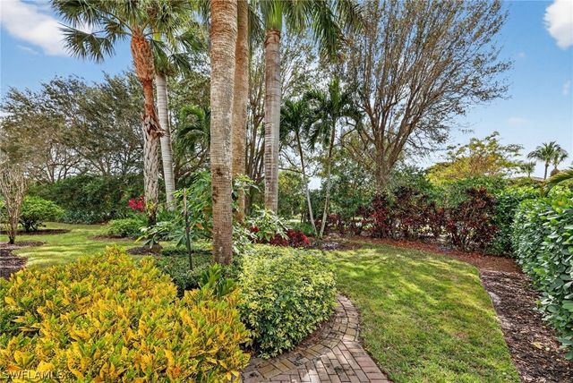 8534 Chase Preserve DR, Naples, FL 34113