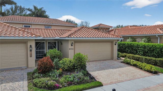 8534 Chase Preserve DR, Naples, FL 34113