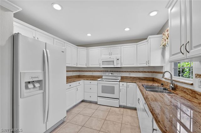 8534 Chase Preserve DR, Naples, FL 34113